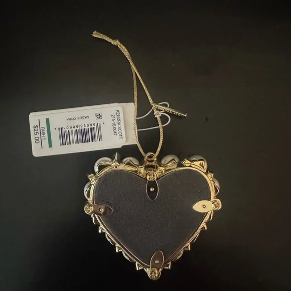 Kendra Scott x Target Gold and Pearl Black Heart Ornament NWT - Picture 3 of 3
